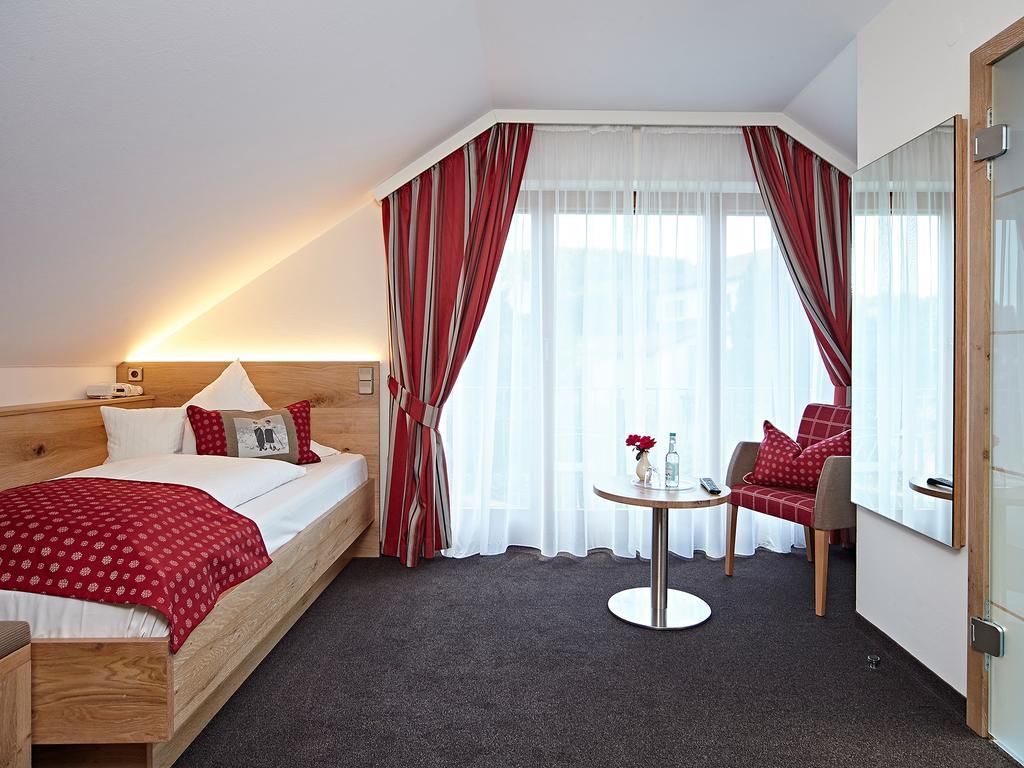 Landhotel Mohren Neuravensburg Exterior foto